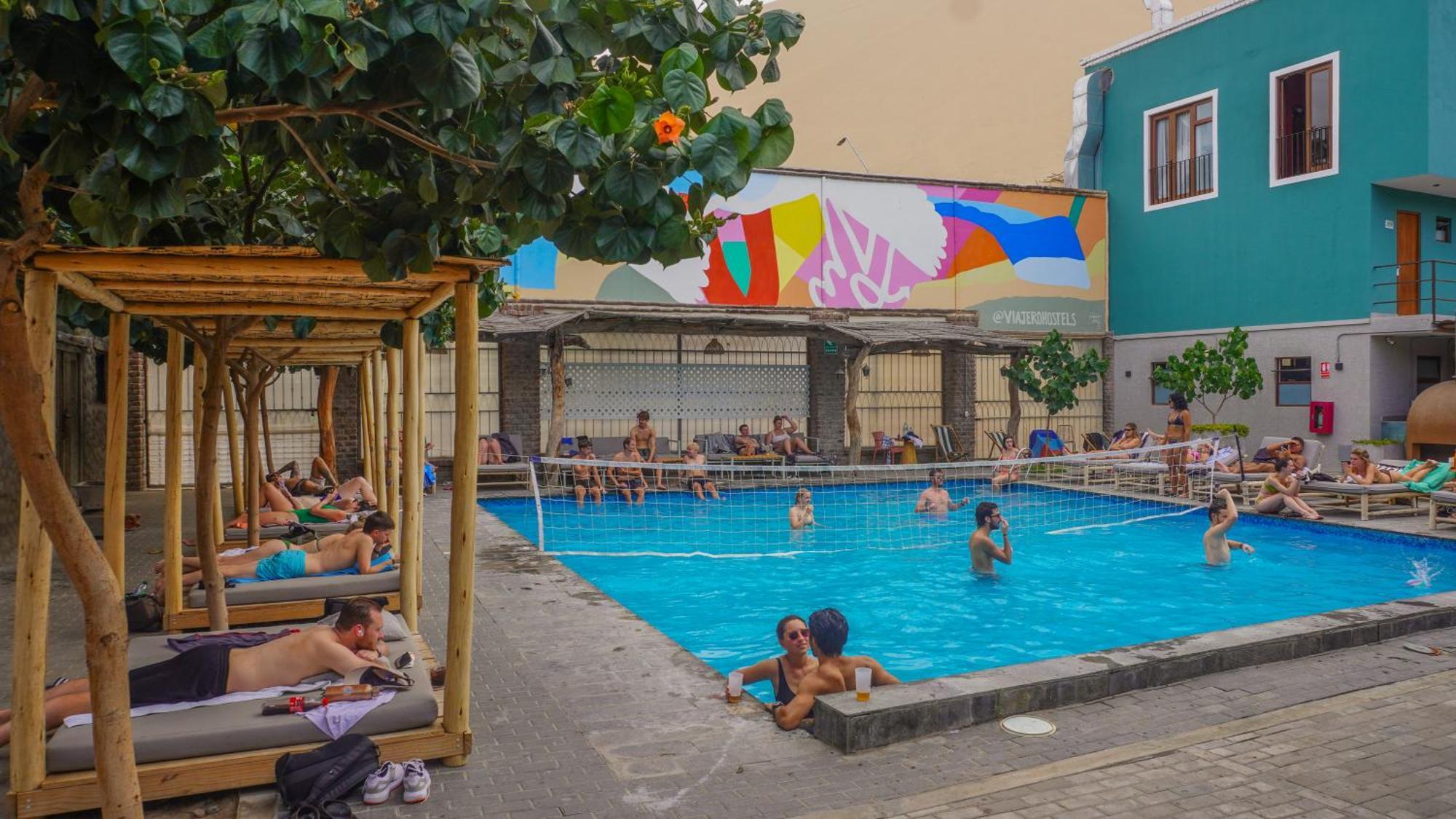 Hotel Viajero Huacachina *