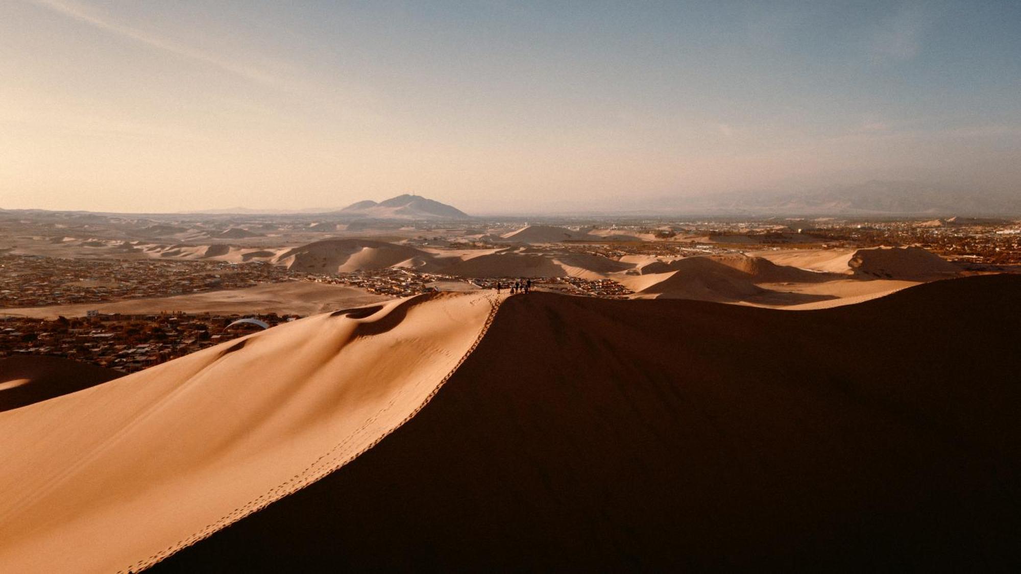 Viajero Huacachina * Ica